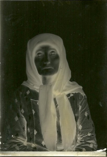 Cumpar negative foto vechi si foarte vechi